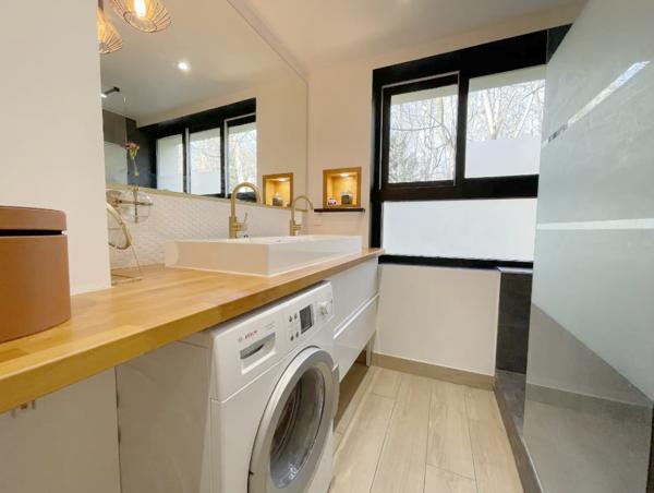 Versailles (78000) VERSAILLES CLAGNY MONTREUIL - SUPERBE DUPLEX de 68m2 utiles - BALCON - VUE sur le PARC PARTAGE de la RESIDENCE