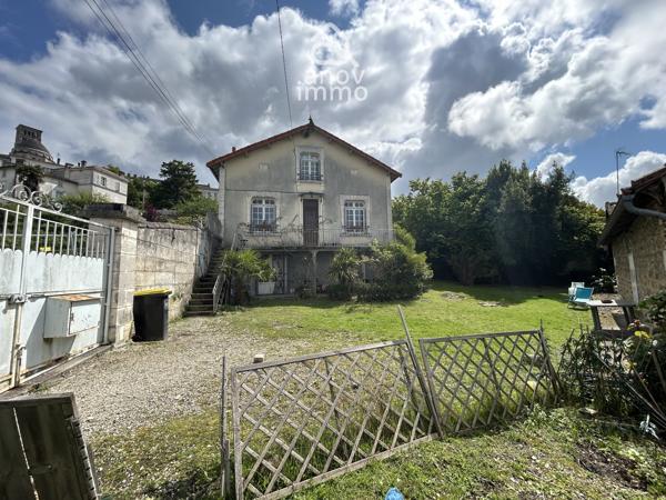 Maison
                                                                                                                                                                                                                                                                                                                        7 pièce(s)                                                                                                                                                                                                          4 chambre(s)                                                                                                                                                                                                          200  m²