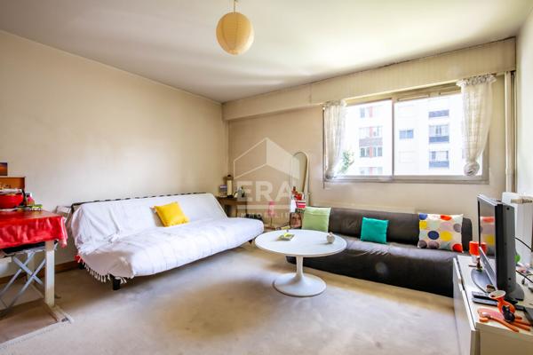 PARIS 75020 - Gambetta - Studio 26m² avec parking