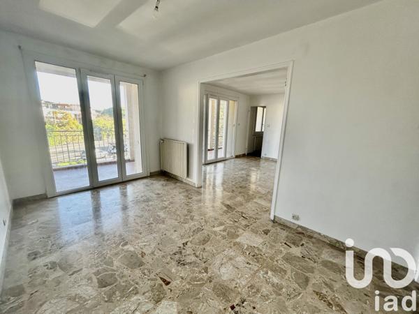 Appartement 4 pièces de 80 m² à Six-Fours-les-Plages (83140)