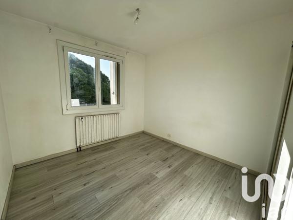 Appartement 4 pièces de 80 m² à Six-Fours-les-Plages (83140)