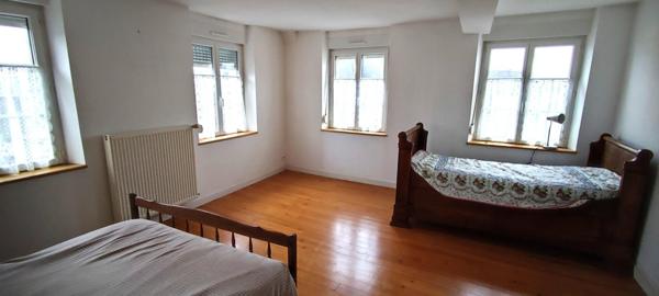 Maison à AVRANCHES, 50300 - 6 pièces 150m²