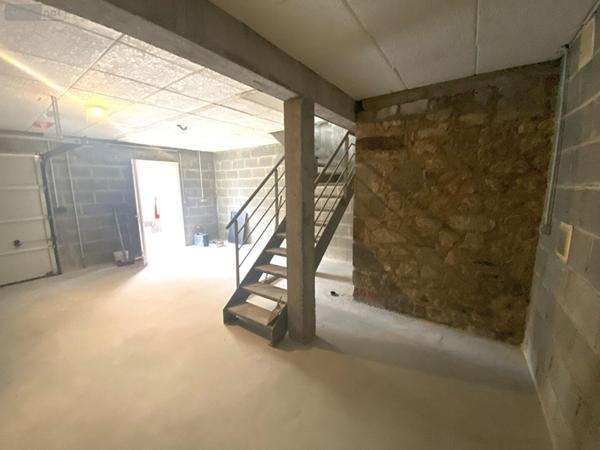 Maison à vendre à Avranches dans la Manche (50300), ref : MA573   
Centre ville