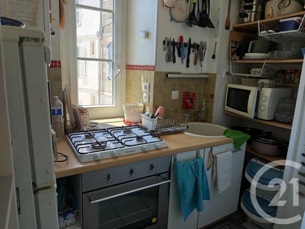 Appartement F2 Bis à vendre  2 pièces - 47 m 2   LA ROCHELLE  - 17
