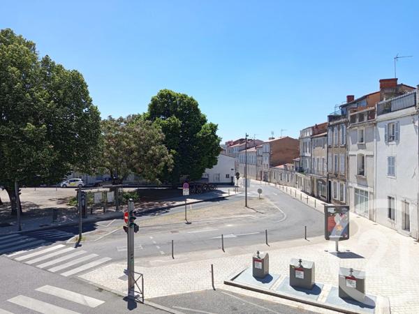 Appartement F2 Bis à vendre  2 pièces - 47 m 2   LA ROCHELLE  - 17