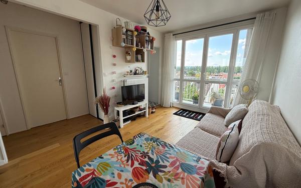 Appartement à vendre    1 pièce • 24,25 m2 Antony