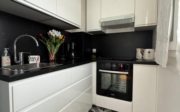 Appartement à vendre    1 pièce • 24,25 m2 Antony