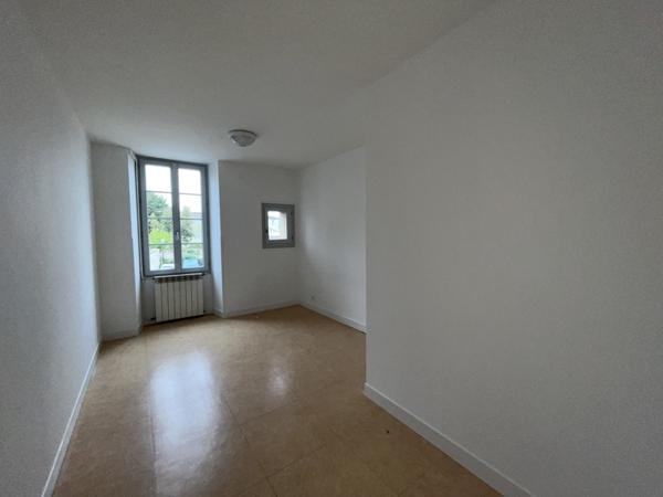 Immeuble à vendre |  Condom |  224 m²