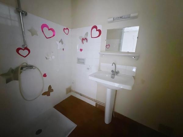 Maison familiale ou investissement 12 pièces 317 m2 à rénover