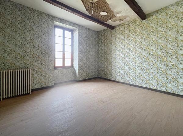 Maison familiale ou investissement 12 pièces 317 m2 à rénover