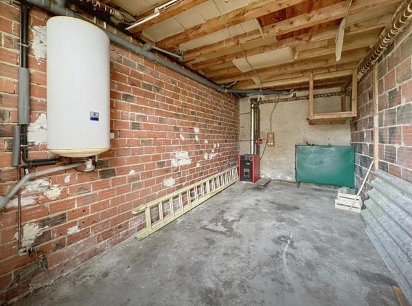 Maison familiale ou investissement 12 pièces 317 m2 à rénover