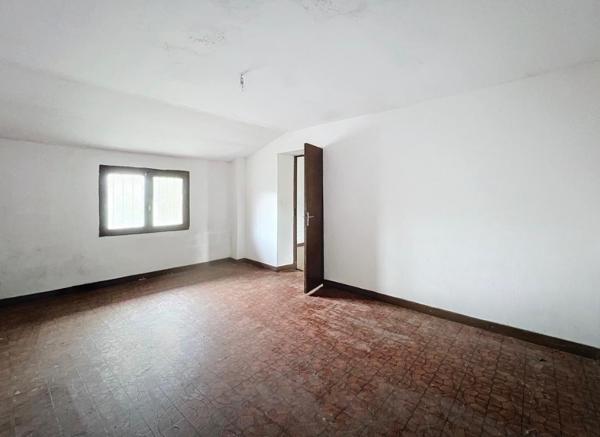 Maison familiale ou investissement 12 pièces 317 m2 à rénover