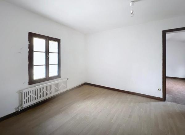 Maison familiale ou investissement 12 pièces 317 m2 à rénover