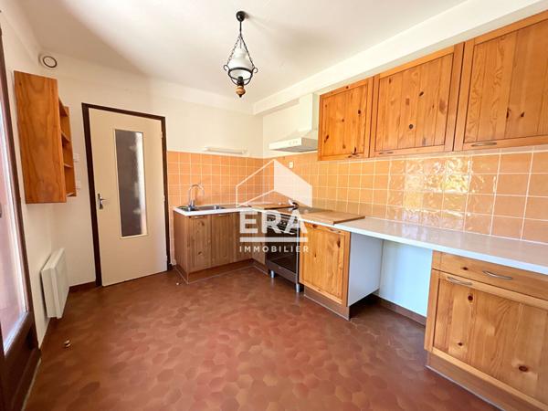 A LOUER 84360 LAURIS MAISON 5 PIECES 93M² AVEC JARDIN ET GARAGE