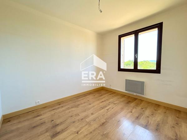 A LOUER 84360 LAURIS MAISON 5 PIECES 93M² AVEC JARDIN ET GARAGE