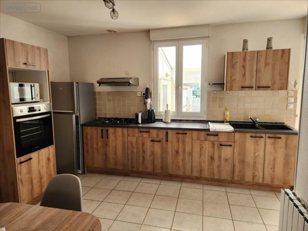 Maison à vendre à La Flèche dans la Sarthe (72200), ref : 1213