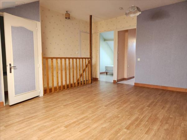 Maison à vendre à La Flèche dans la Sarthe (72200), ref : 1213