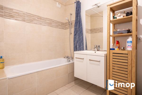 4 pièces et 3 chambres avec beau jardin