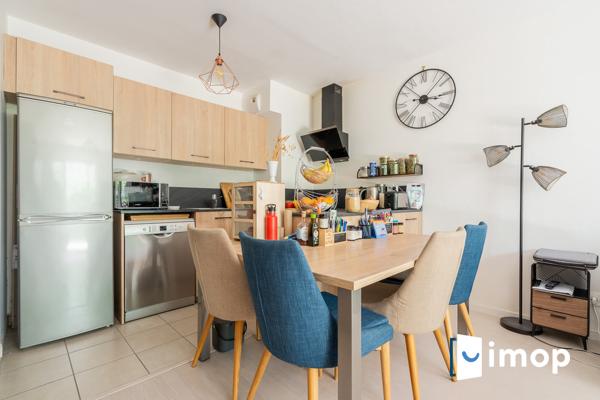 4 pièces et 3 chambres avec beau jardin