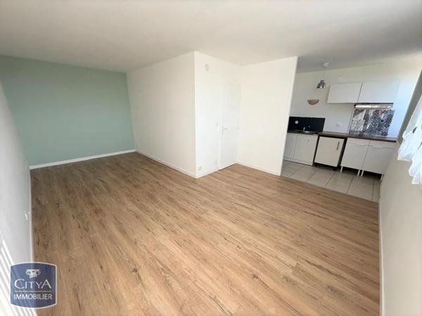 Appartement à louer 1 pièce 31.86m² Quetigny (21800)