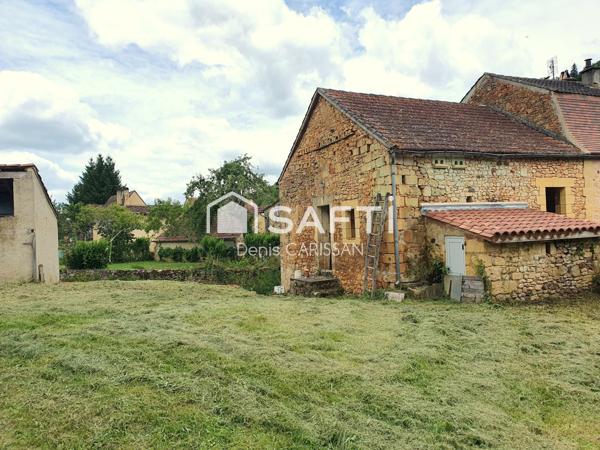 Maison de bourg à finir de restaurer.