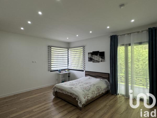 Maison à vendre 8 pièces 320 m² La Rochette