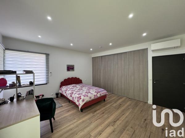 Maison à vendre 8 pièces 320 m² La Rochette