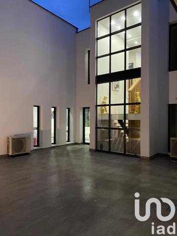 Maison à vendre 8 pièces 320 m² La Rochette