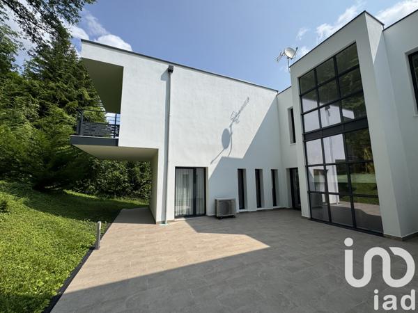 Maison à vendre 8 pièces 320 m² La Rochette