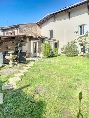 À vendre : maison familiale de 124 m² avec 4 chambres et jardin, à Sos, dans un environnement calme