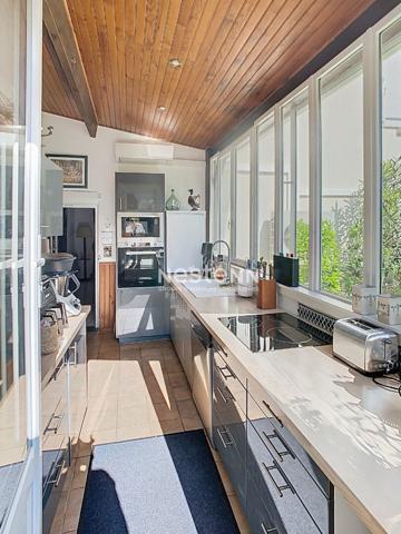 À vendre : maison familiale de 124 m² avec 4 chambres et jardin, à Sos, dans un environnement calme