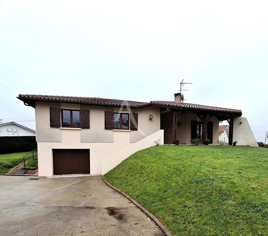 Maison traditionnelle de 104 m² avec grand sous-sol et terrain clos