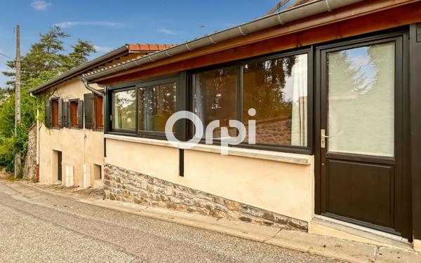 Maison à louer    3 pièces •  Saint-Symphorien-sur-Coise