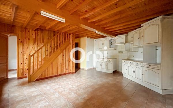 Maison à louer    3 pièces •  Saint-Symphorien-sur-Coise