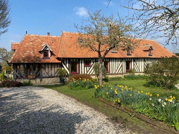 Maison + appartement Saint Pierre En Auge sur terrain de 3000 m²