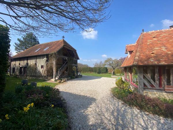 Maison + appartement Saint Pierre En Auge sur terrain de 3000 m²