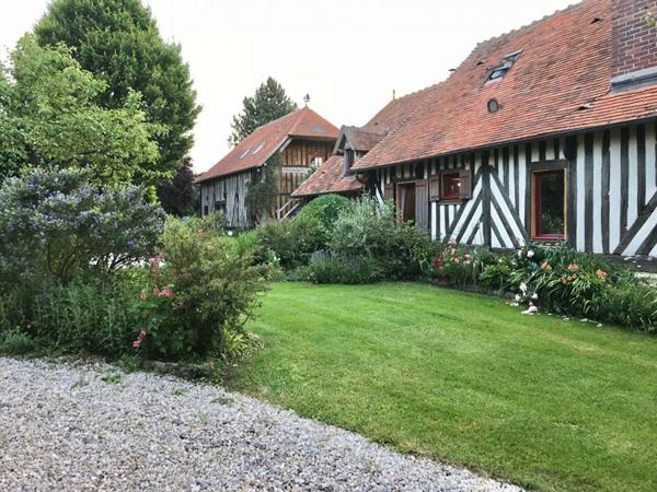 Maison + appartement Saint Pierre En Auge sur terrain de 3000 m²