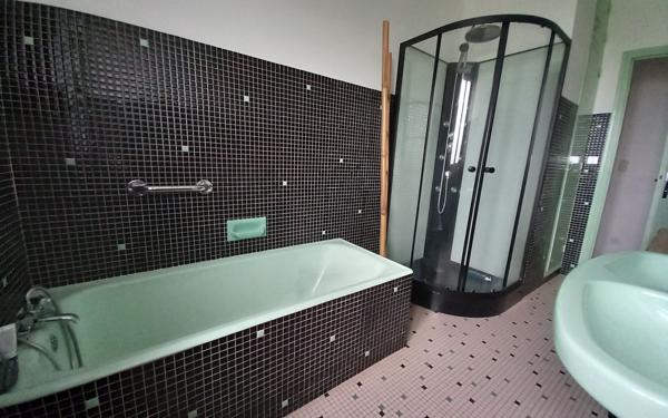 Maison à vendre    8 pièces •  Sanvignes-les-Mines