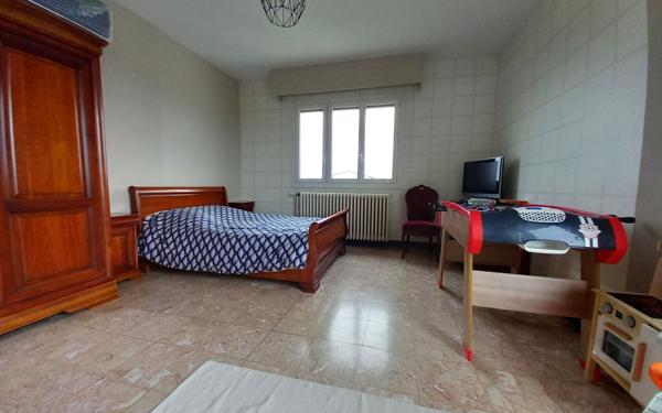 Maison à vendre    8 pièces •  Sanvignes-les-Mines