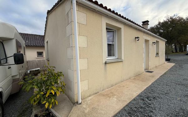 Maison à vendre    3 pièces •  Saintes