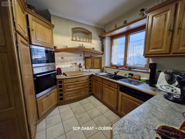 Maison à vendre à Saint-Hilaire-du-Harcouët dans la Manche (50600), ref : 8447