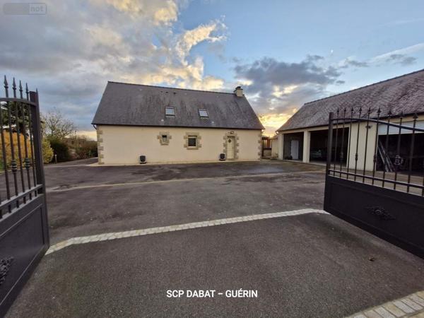 Maison à vendre à Saint-Hilaire-du-Harcouët dans la Manche (50600), ref : 8447