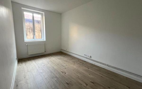 Maison à louer    4 pièces • 98,40 m2 Saint-Just-Saint-Rambert