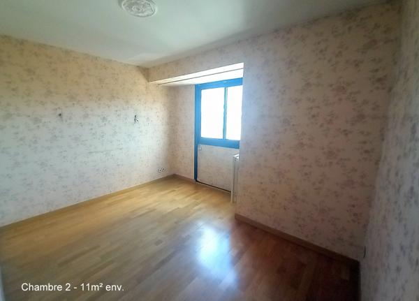 Appartement T4 lumineux de 80 m² – Plein centre-ville de Mayenne avec garage et cave