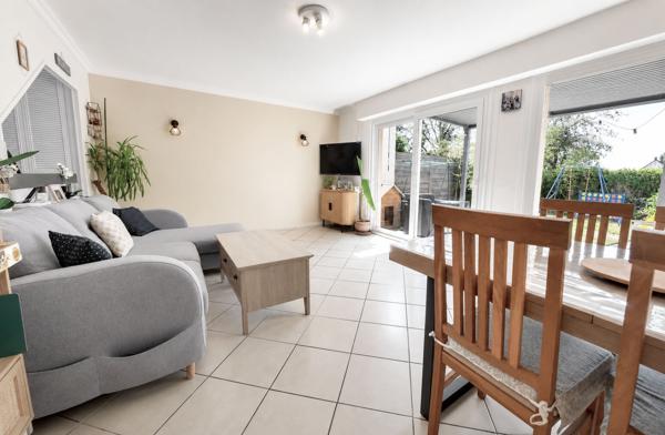 Maison 4 chambres avec jardin, garage et deux terrasses - Secteur recherché