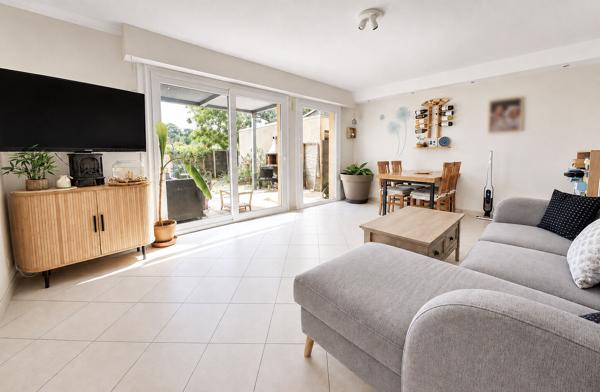 Maison 4 chambres avec jardin, garage et deux terrasses - Secteur recherché