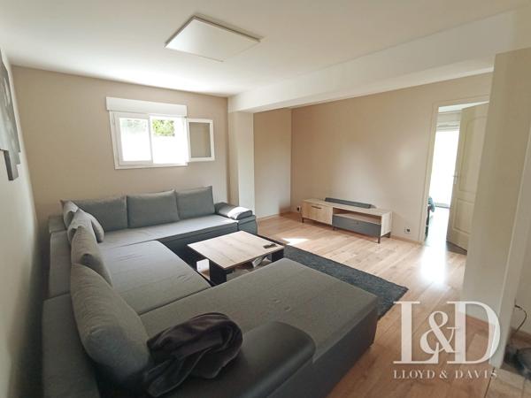 MAISON INDIVIDUELLE 117M2 - 4 CHAMBRES - PISCINE ET JARDIN- À 15 MINUTES DE SENS