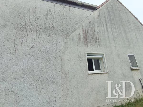 MAISON INDIVIDUELLE 117M2 - 4 CHAMBRES - PISCINE ET JARDIN- À 15 MINUTES DE SENS