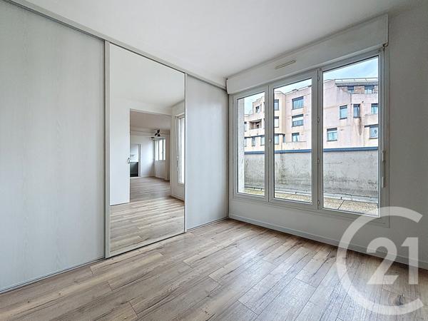 Appartement F3 à vendre  3 pièces - 78 m2 IVRY SUR SEINE - 94