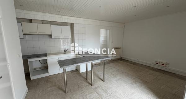 Location Studio 33.29 m² - Chilly-mazarin 91380